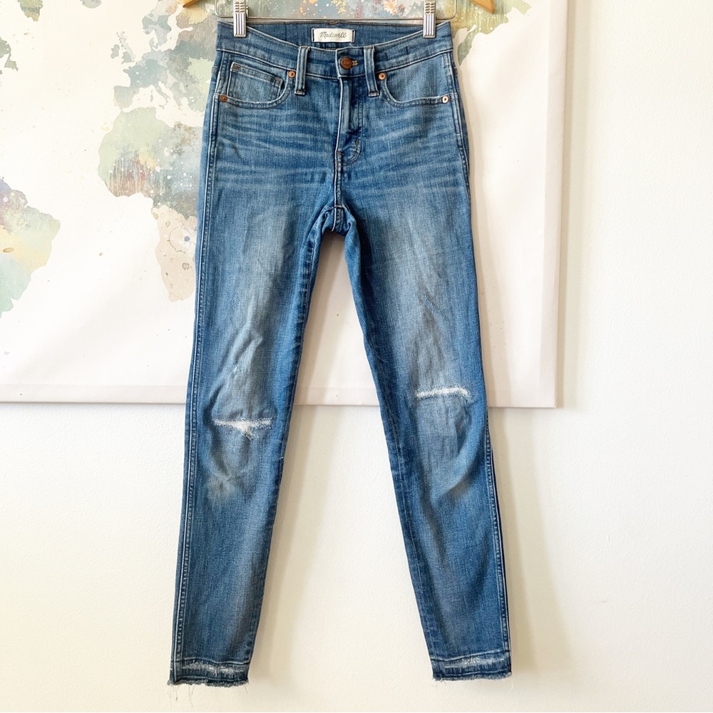 Madewell Jeans Size 24 9" Mid-Rise Skinny in York Wash Rip and Repair Edition‎
